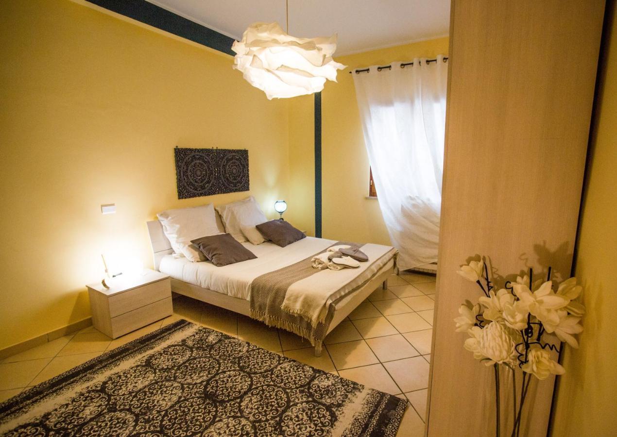 B&B Stazione La Reggia Caserta Buitenkant foto